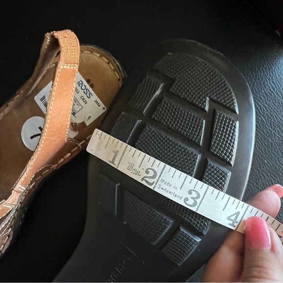 Naturalizer Craft Comfort Sandals, tan leather straps, slip on, size 7, NEW! - Picture 11 of 16